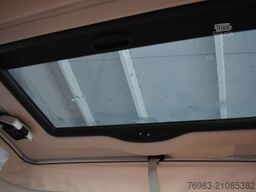 MERCEDES-BENZ Marco Polo V 300 AMG Edition 4Matic Markise Küch