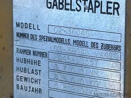 TOYOTA GELÄNDESTAPLER