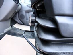 MERCEDES-BENZ Sprinter 319CDI V6 Kasten L1H2 Schwingsitz Autom