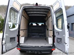 MERCEDES-BENZ Sprinter 319CDI V6 Kasten L1H2 Schwingsitz Autom