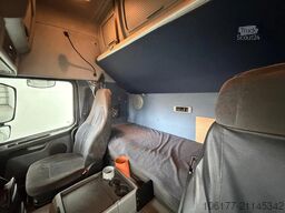 Volvo FM 11 440 Globetrotter 6x2