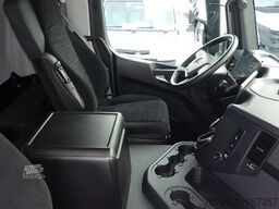 MERCEDES-BENZ 1827 L Actros Koffer 7,3m/LBW/Seitentür/AHK/Klim