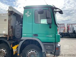 Mercedes-Benz Actros MP III 3544/8x4/4 Actros MP III 3544/8x4/4, 3 Pedale
