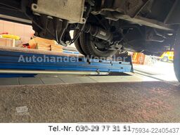MERCEDES-BENZ Sprinter 516 CDI RTW Fahrtec mit Trage + Sessel