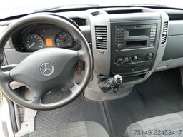 MERCEDES-BENZ 313 CDI Sprinter 4x2, 3. Sitz, AHK, Klima, 71tkm
