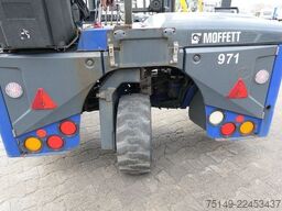 MOFFETT M4 20.4, Hydr. Zinken, 3.6mtr Hubhöhe, Duplex
