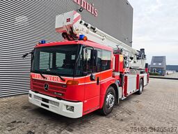Mercedes-Benz Econic 1833 4x2 Bronto Skylift F32RLH