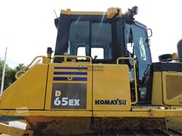 KOMATSU D65EX-15
