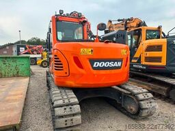 DOOSAN DX 140 LCR-5 Kettenbagger / AC / Oilquick OQ70/5