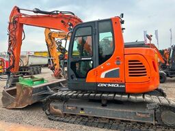 DOOSAN DX 140 LCR-5 Kettenbagger / AC / Oilquick OQ70/5