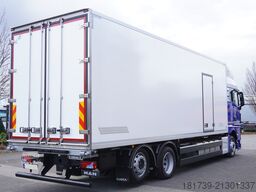 MAN TGX 26.400 / IGLOOCAR 20 pallets