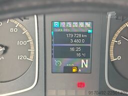 Mercedes-Benz Atego 818
