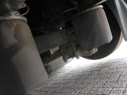 Scania G 440 + 6x2 + carrier + euro 5 + lift