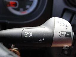 DAF CF 65 220 + lift + euro 5