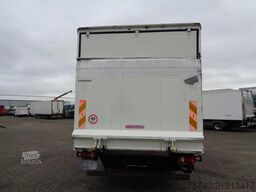 MAN TGL 8.180 + MANUAL + Lift