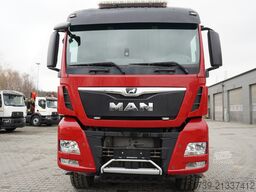 MAN TGX 33.640 6x4 tractor unit / GVM 70 t