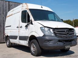 MERCEDES-BENZ Sprinter 211 CDi L1H2 diebstahlschaden!