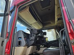 SCANIA R620 Topline LA6X4HNB V8