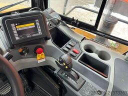 Caterpillar 745 6x6 FIRST REG 11.2020 / AC / BOX L=5762 mm