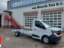 Renault Master E-TECH 87 KWH FWD EL - 4 TON'S CHASSIS /...