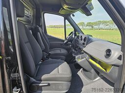 MERCEDES-BENZ SPRINTER 317 L2H2 Mbux Navi AC