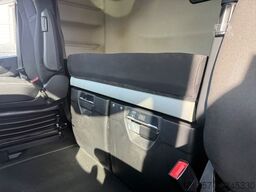 IVECO S-WAY AS260S51Y/FP CM SDG BDF Retarder