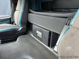 Volvo FM 460 Globetrotter, Night-Airco, ADR (EX/II, E...