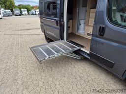 PÖSSL Summit 600 Fiat 160 PS Lift für Rollstuhl