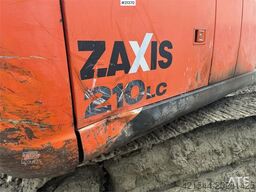 Hitachi ZX210LC-5B Tracked excavator w/ tilt, bucket and G