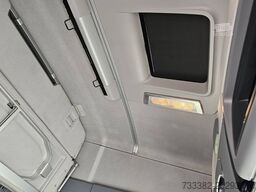 Renault 480T hydraulics + night aircon