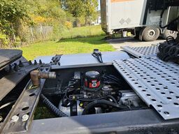 Renault 480T hydraulics + night aircon