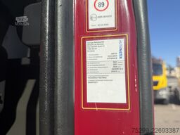 Volvo FH12-420 4x2 Sattelzugmaschine / Swiss-Vehicle