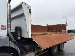 Renault Kerax 420dCI 6x4 Kipper benne