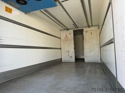 MERCEDES-BENZ ATEGO 1527 L Kühlkoffer 8 m LBW 1,5 T*NL 7 T