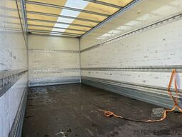 MERCEDES-BENZ ATEGO 823 L Koffer 6,10 m LBW 1,5 T* AHK+Klima