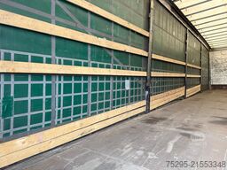 Schmitz Cargobull 3Achs Mega Hubdach gute Bereifung Daimler9.5 XL