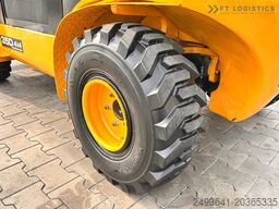 JCBTLT35D / 4X4 / DIESEL / 4100MM / CABI TLT35D / 4X4 / DIESEL / 4100MM / CABIN