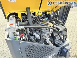 Combilift CB2500 GAS TRIPLEX 4900 FORK POSITIONER