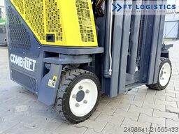 Combilift CB2500 GAS TRIPLEX 4900 FORK POSITIONER