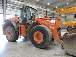 HITACHI ZW310