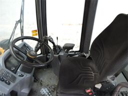 VOLVO L35G Automatic Greasing