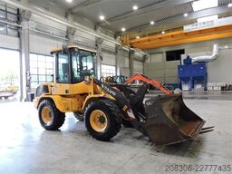 VOLVO L35G Automatic Greasing