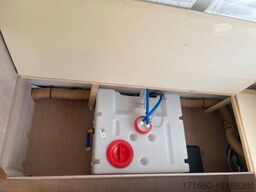 BÜRSTNER Premio Life 415 TK Active Paket