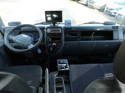 mitsubishi Pfau Rexter A 8000 4x4 DoKa AHK KLIMA Vorbaukehrmaschine