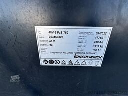 Jungheinrich EFG320 + Ladegerät 3753--EK