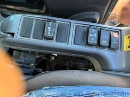 HITACHI ZX 225 USRLC-6