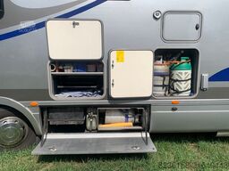 Frankia - RMB LINER RoyalClass I 9800 QD-Car