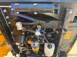 JCB 16C-1 / 2021 BJ / 518 H/ 3 x Löffel