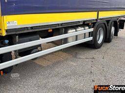  Actros 2533L EDSCHA Curtainsider