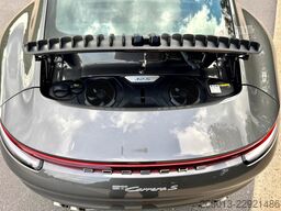 PORSCHE 992 Porsche 911 Carrera S 3.0  Top Zustand